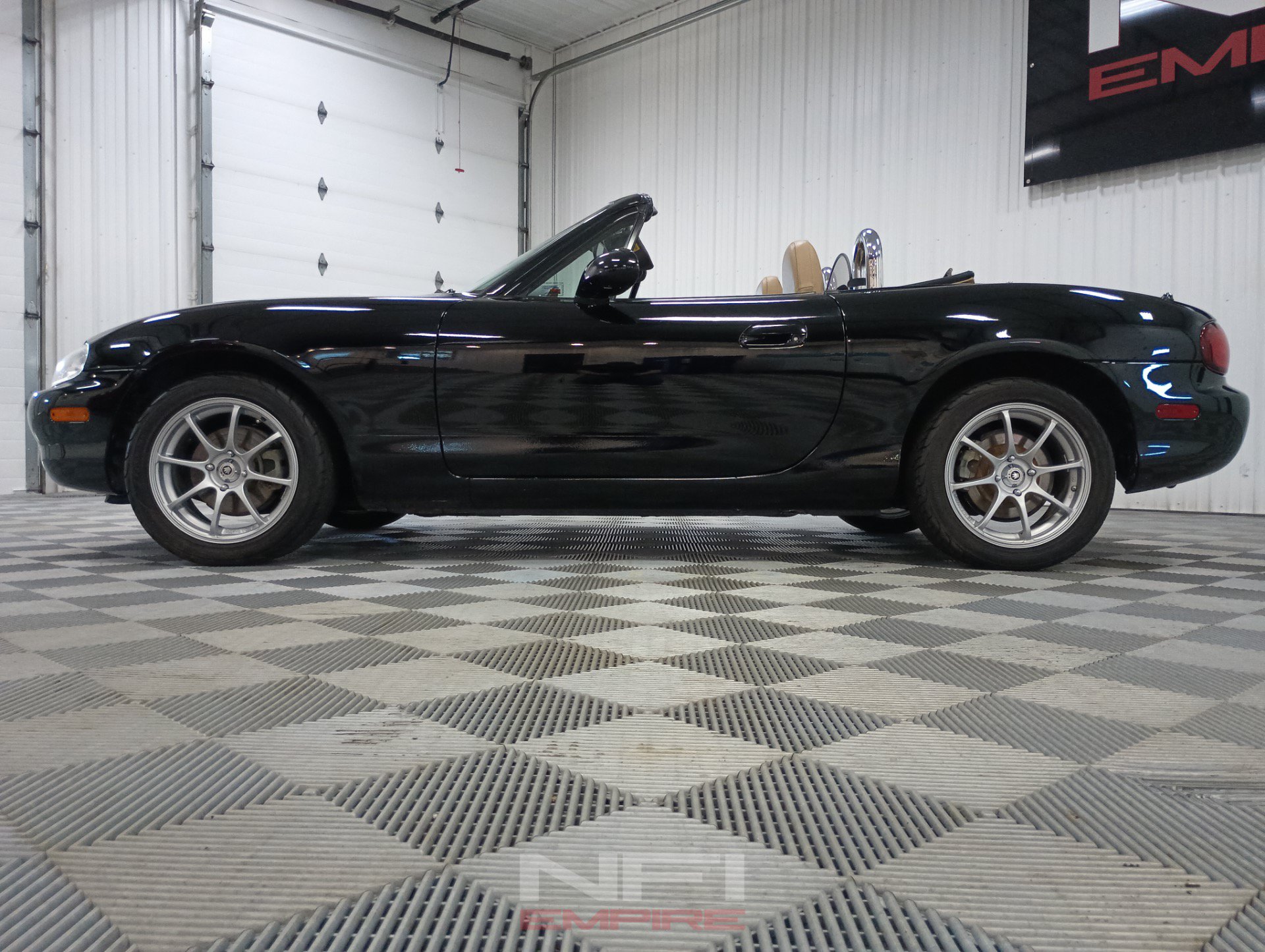 Used 1999 MAZDA MX-5 Miata RWD image 20