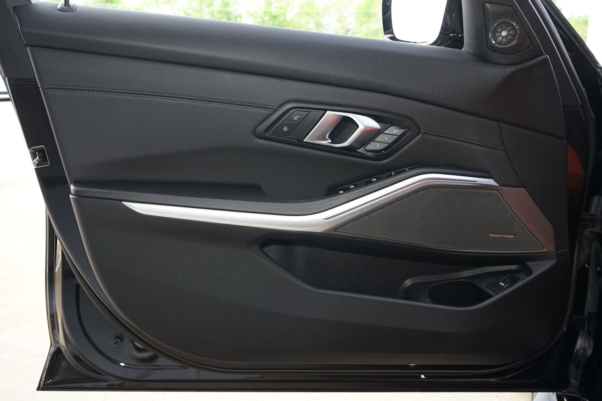 Used 2025 BMW M3 Competition w/ Executive Package image 23