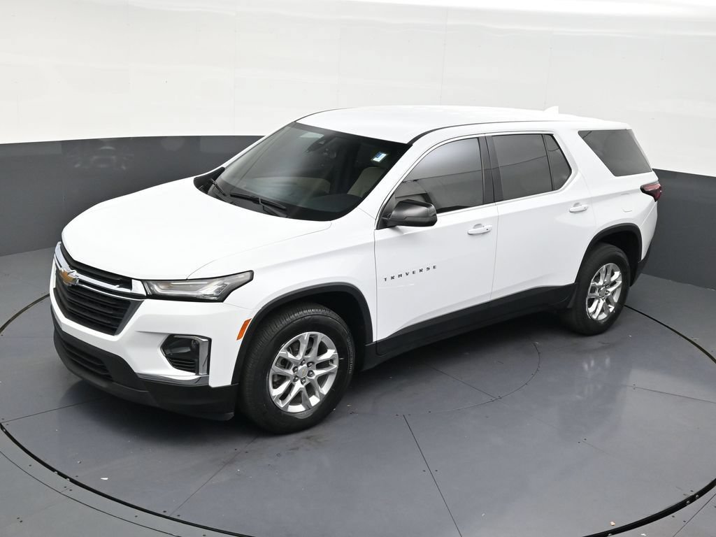 Used 2023 Chevrolet Traverse LS FWD image 11