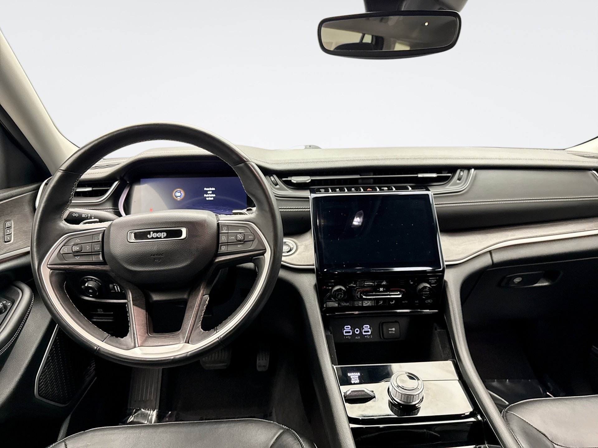 Used 2022 Jeep Grand Cherokee L Limited image 12