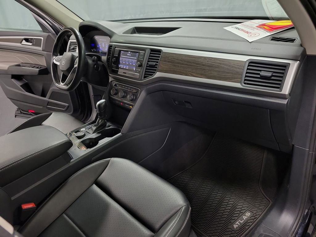 Used 2023 Volkswagen Atlas SE AWD/4WD image 25