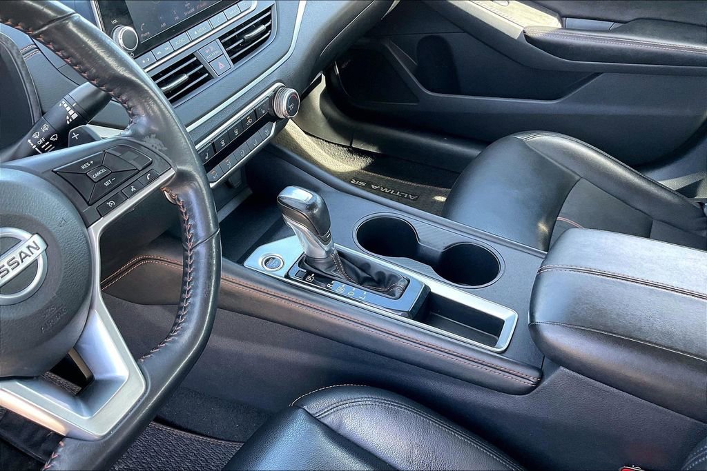 Used 2022 Nissan Altima 2.5 SR w/ Midnight Edition Package image 15