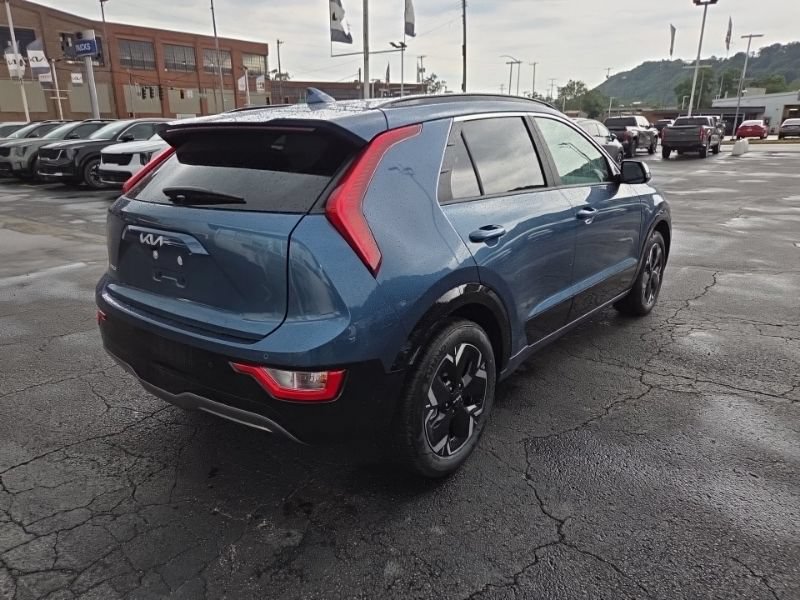 New 2026 Kia Niro Wind FWD image 7
