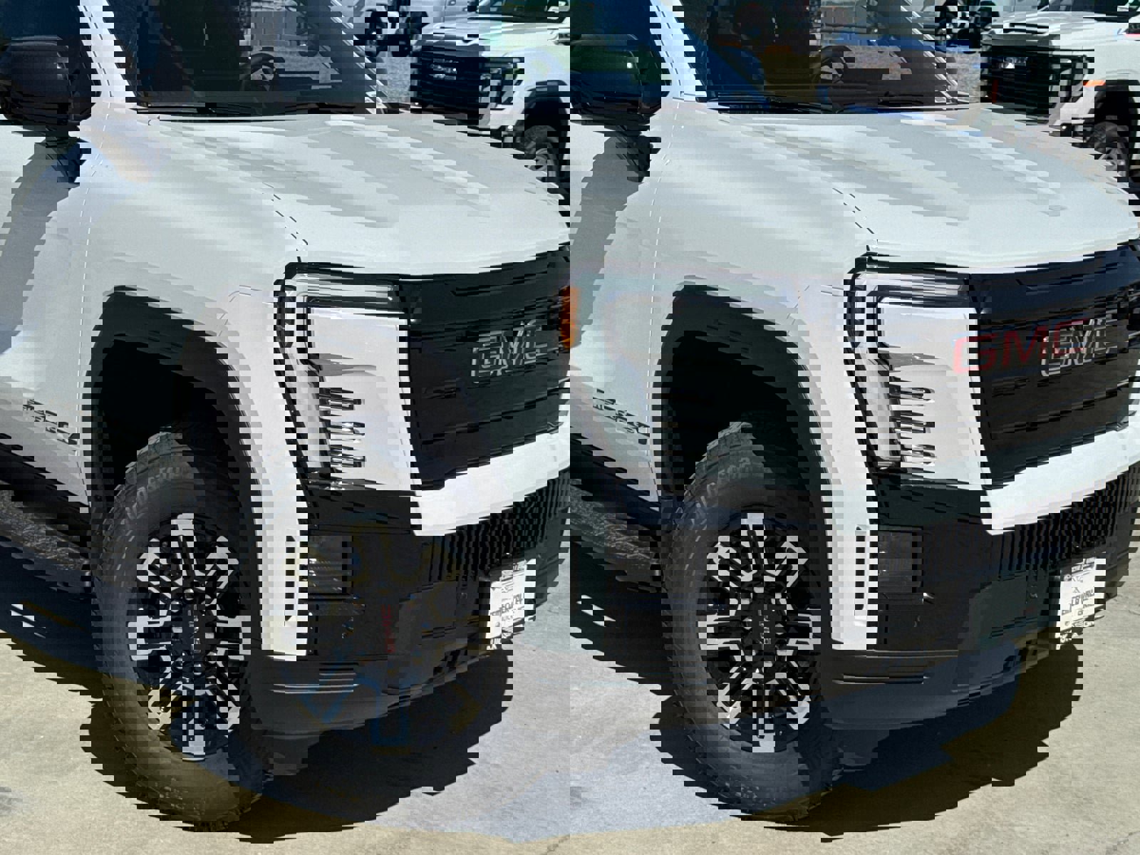 Used 2026 GMC Sierra EV Elevation image 3