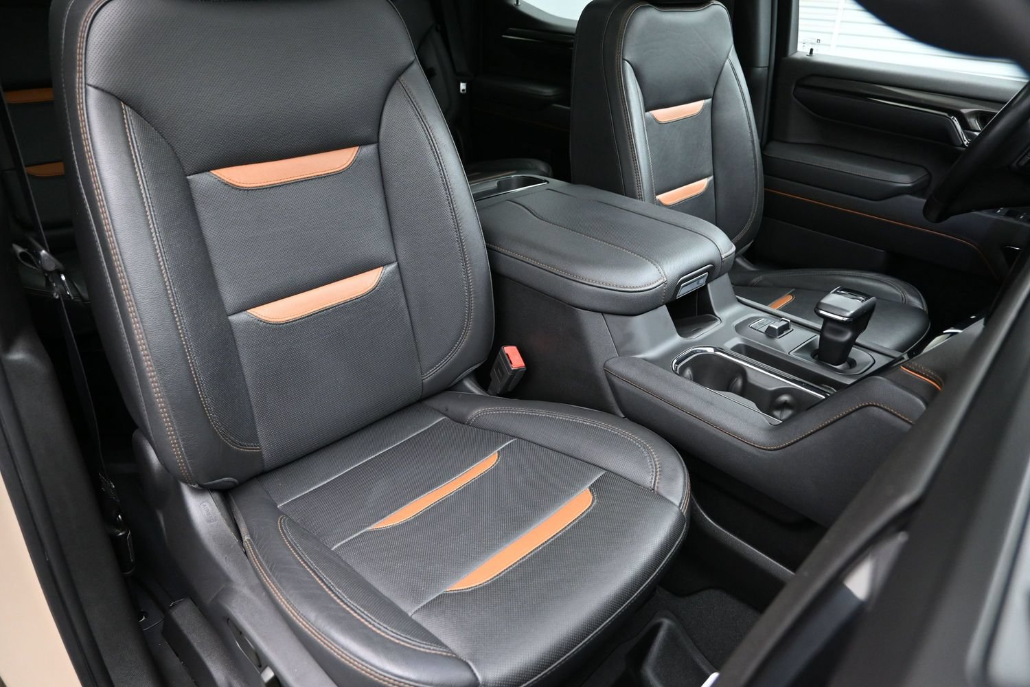 Used 2023 GMC Sierra 1500 AT4 w/ AT4 Premium Package AWD/4WD image 44