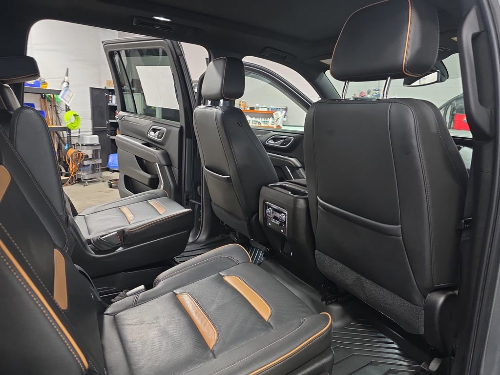 Used 2021 GMC Yukon XL AT4 image 11