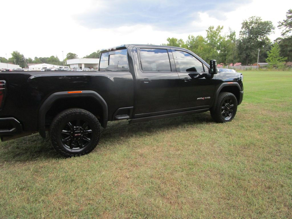 Used 2024 GMC Sierra 2500 AT4 w/ AT4 Premium Plus Package image 7