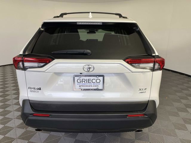 Used 2025 Toyota RAV4 XLE Premium w/ Weather Package AWD/4WD image 7