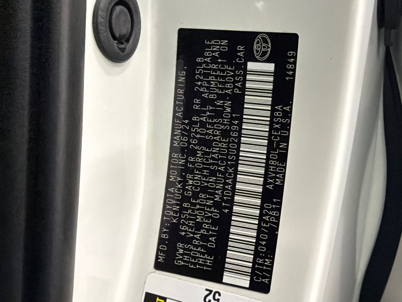 Used 2025 Toyota Camry SE image 34