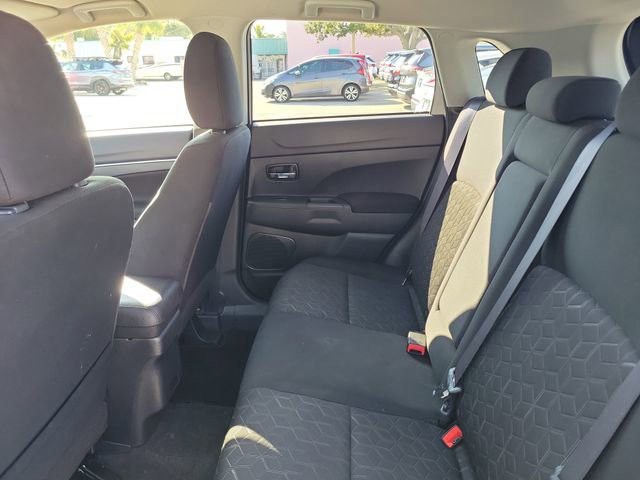 Used 2025 Mitsubishi Outlander Sport ES image 12