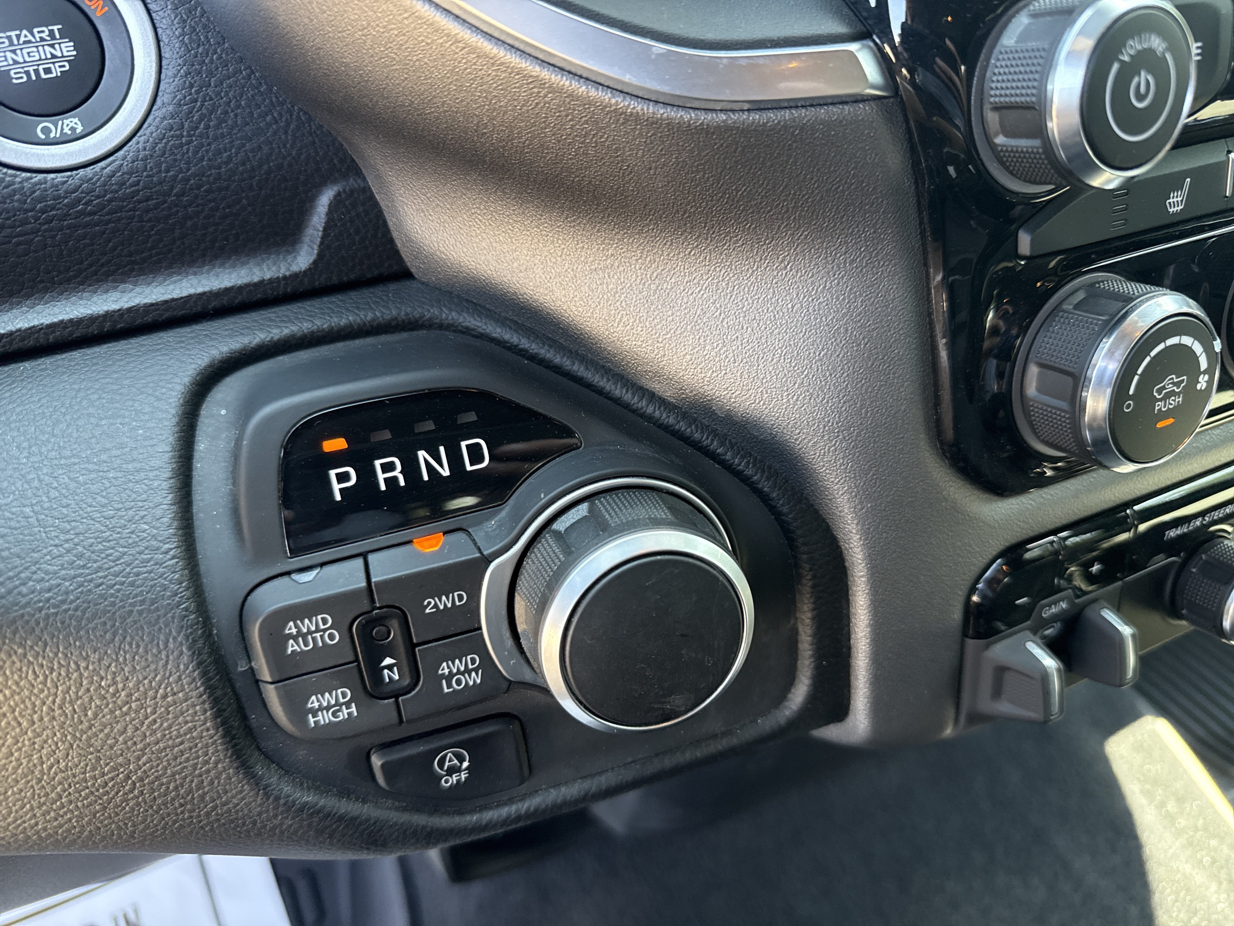Used 2025 RAM 1500 Big Horn AWD/4WD image 25