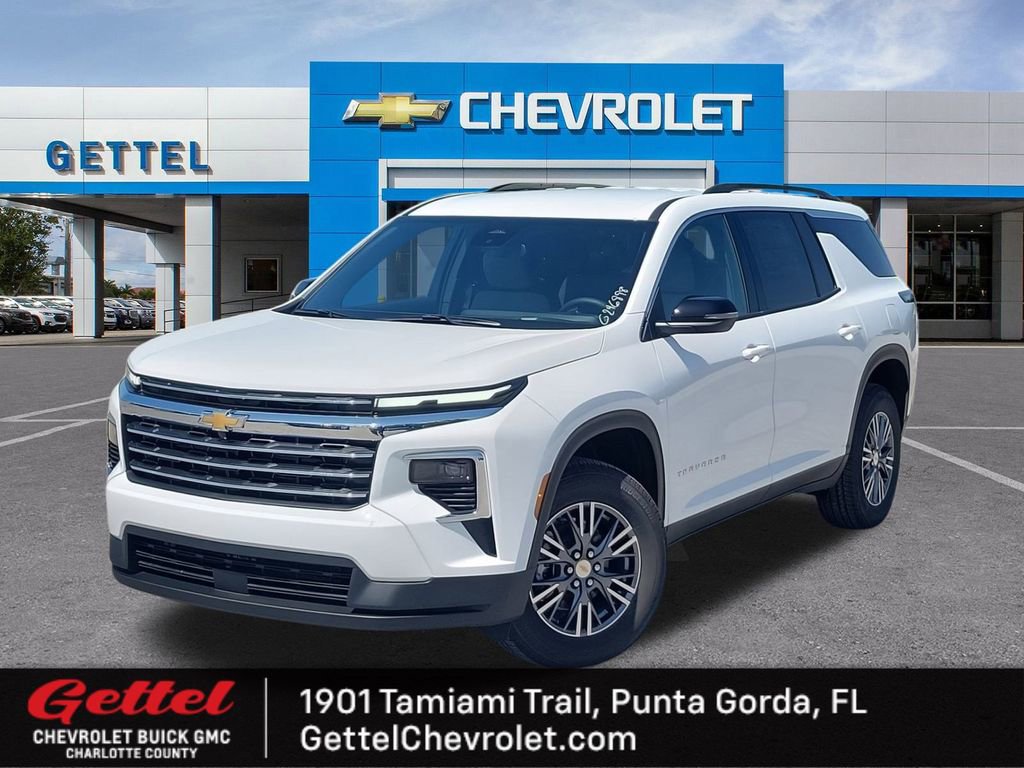 Used 2025 Chevrolet Traverse LT