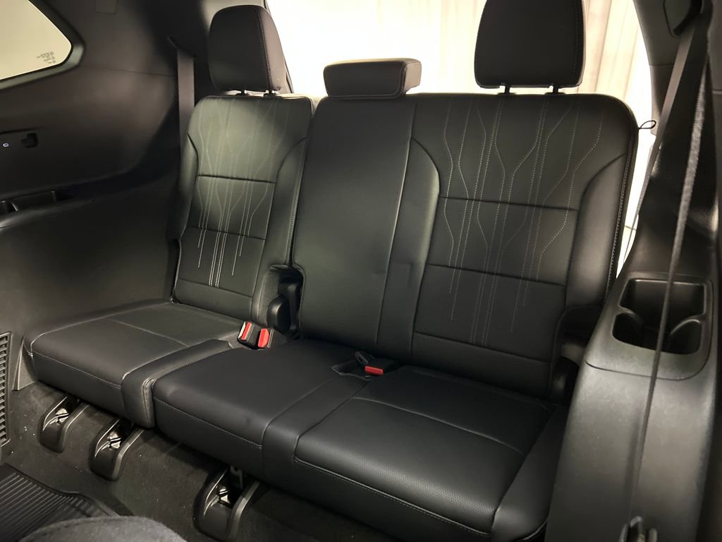 New 2026 Buick Enclave Avenir w/ Super Cruise Package image 22