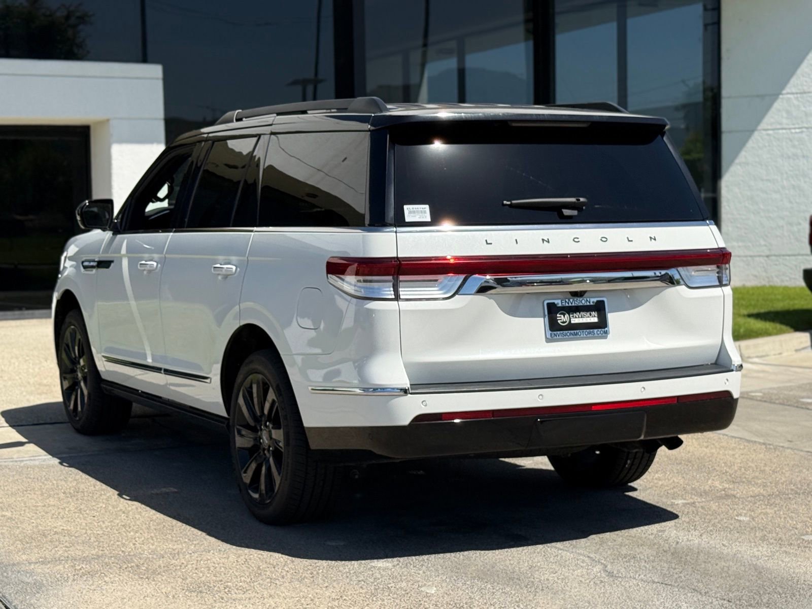 Used 2023 Lincoln Navigator Black Label image 11