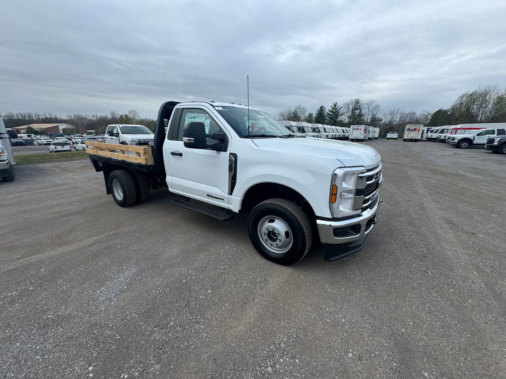 New 2026 Ford F350 XL w/ XL Chrome Package image 3