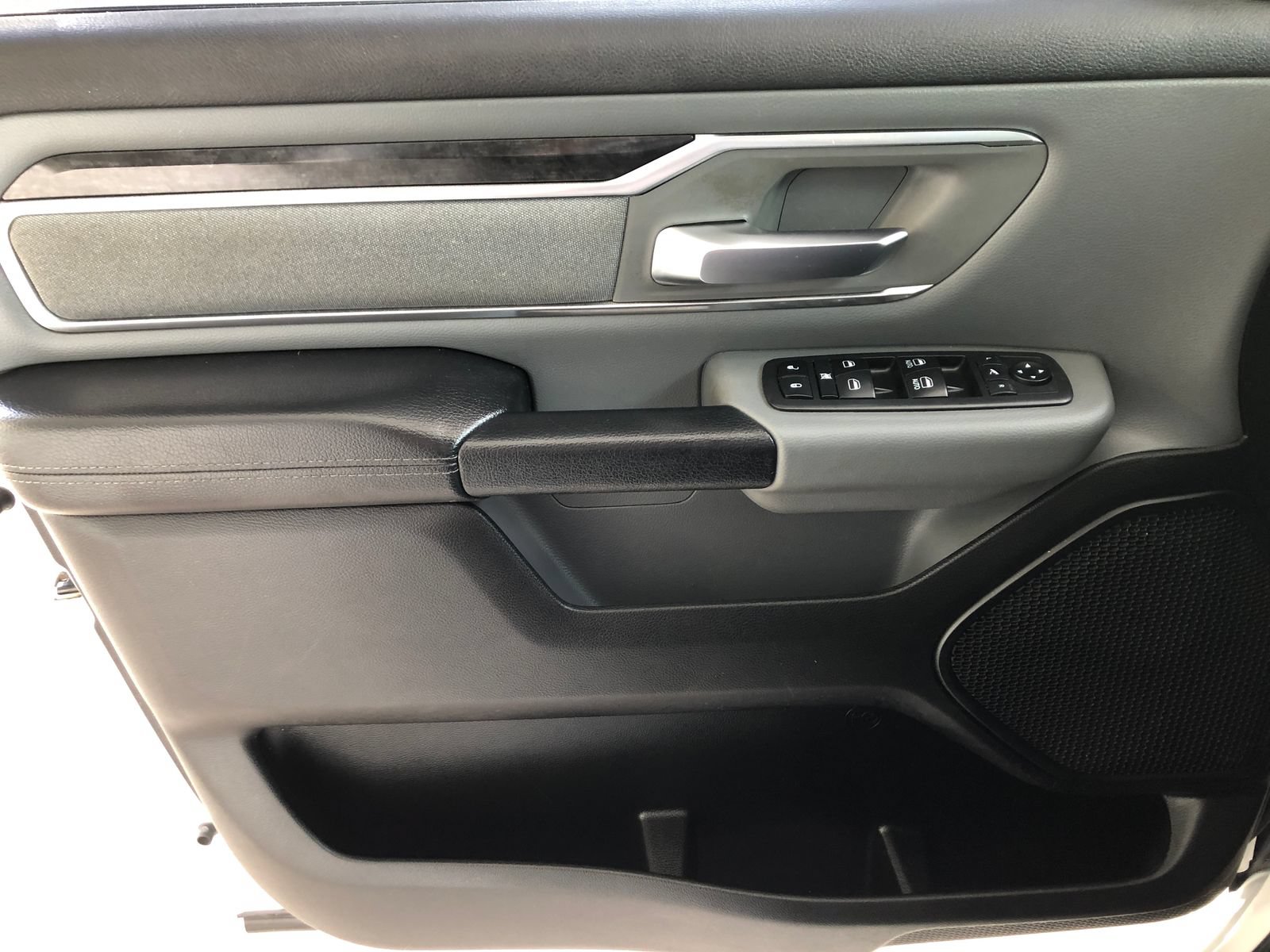 Used 2019 RAM 1500 Big Horn AWD/4WD image 36