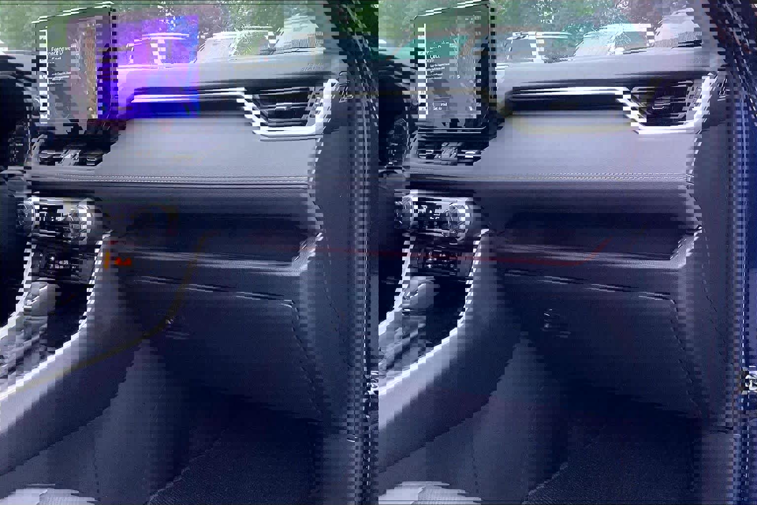 Used 2025 Toyota RAV4 Limited image 19