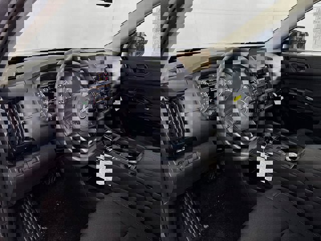 New 2025 Nissan Pathfinder S image 8