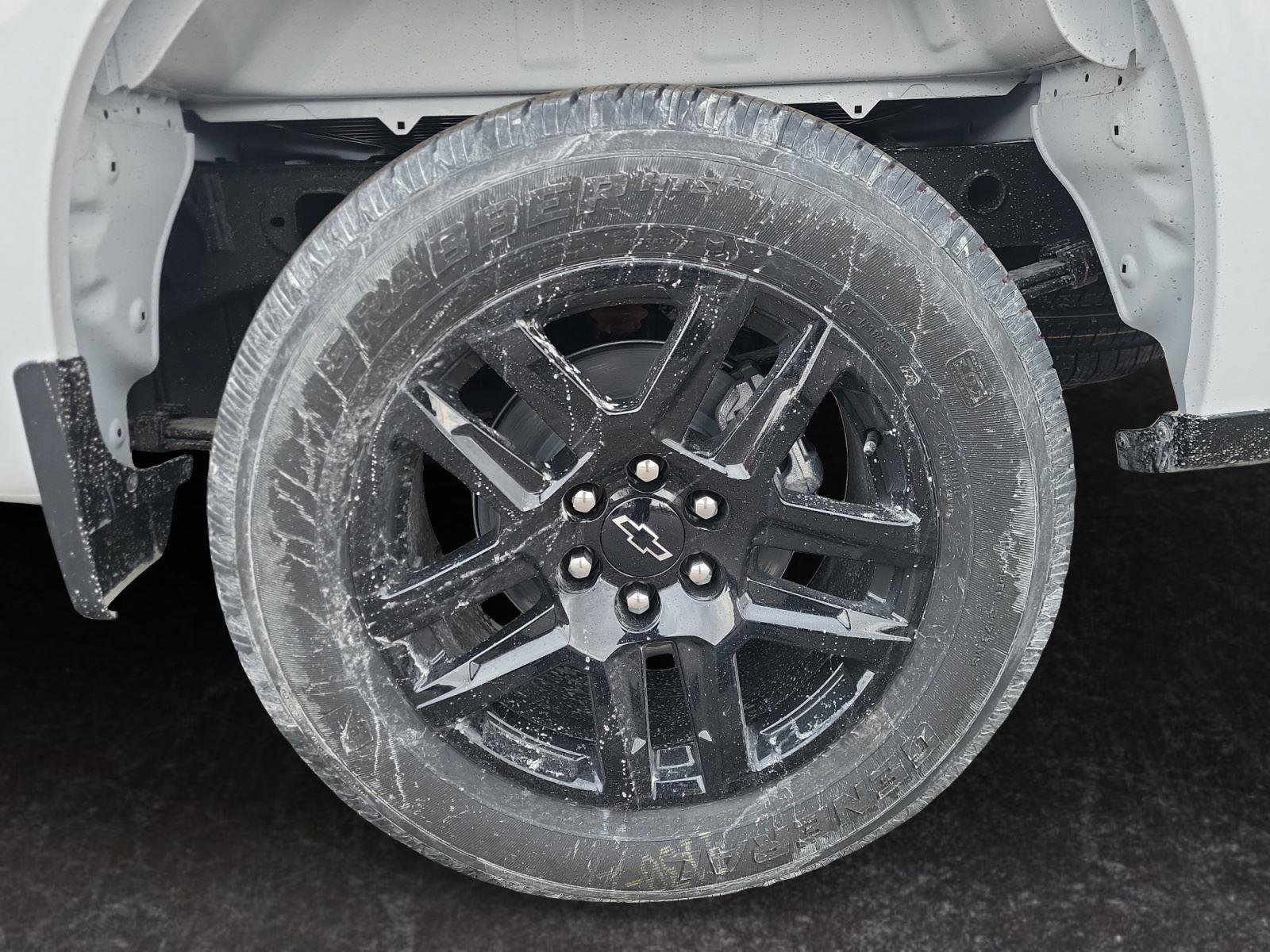 New 2026 Chevrolet Silverado 1500 Custom w/ Rally Edition image 15