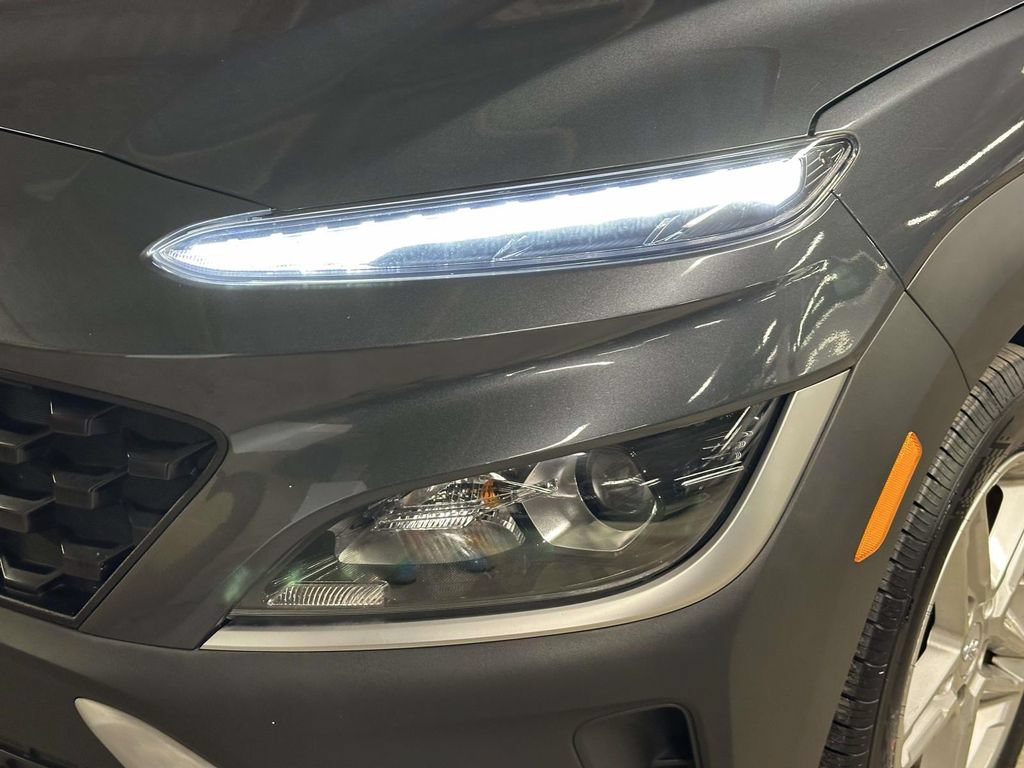 Used 2022 Hyundai Kona SE AWD/4WD image 9
