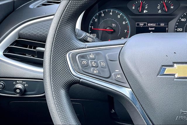 Used 2024 Chevrolet Malibu LT FWD image 11
