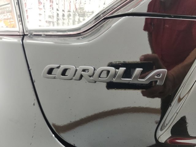 Certified 2026 Toyota Corolla SE FWD image 19