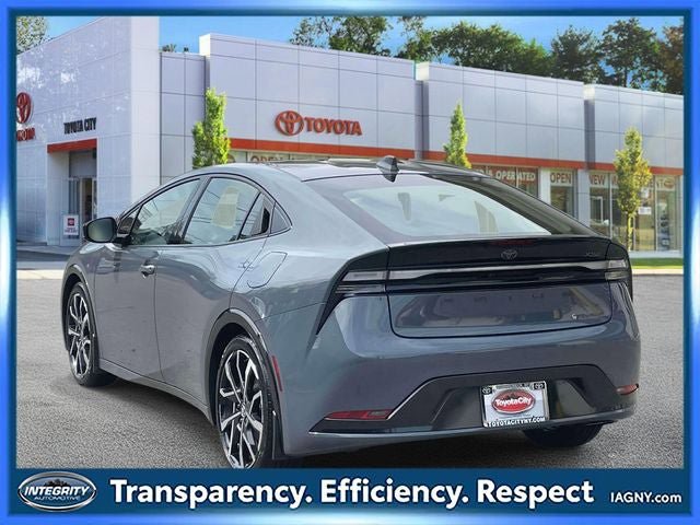 Used 2024 Toyota Prius Prime image 8