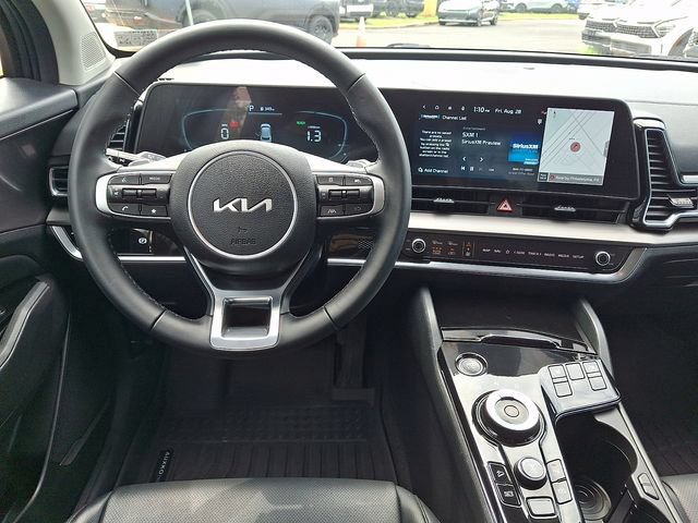 Certified 2025 Kia Sportage EX AWD/4WD image 11
