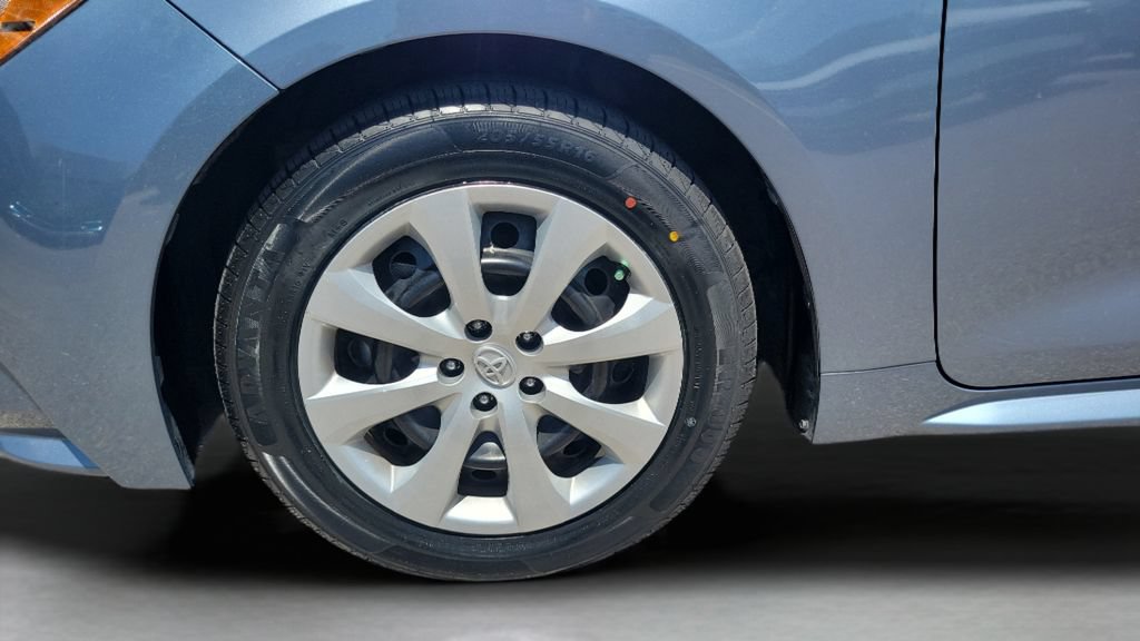 Used 2023 Toyota Corolla LE FWD image 22