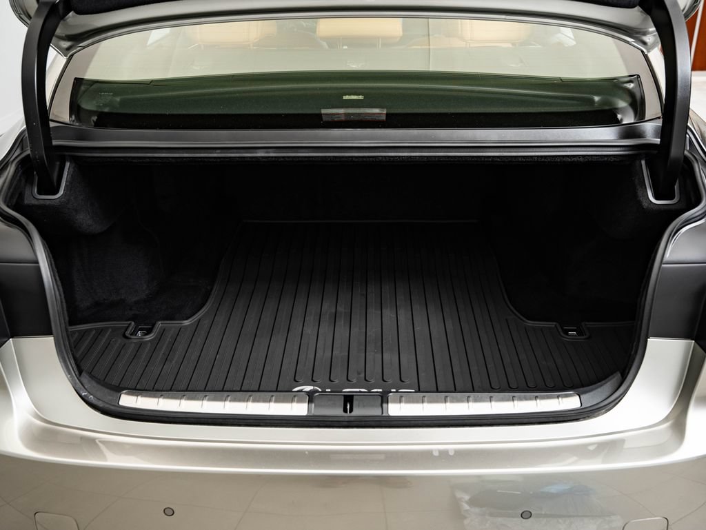 Certified 2023 Lexus LS 500 AWD w/ Interior Upgrade Package image 20
