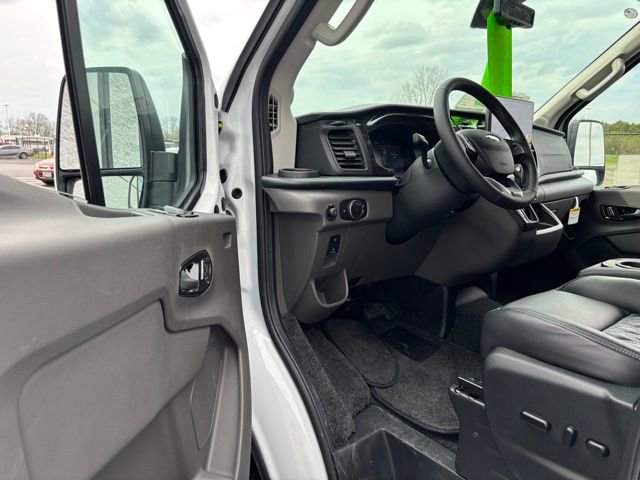 New 2026 Ford Transit 250 148 Medium Roof Extended AWD w/ Exterior Upgrade Package image 18