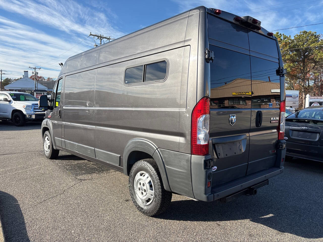 Used 2016 RAM ProMaster 2500 w/ Interior Convenience Group image 8