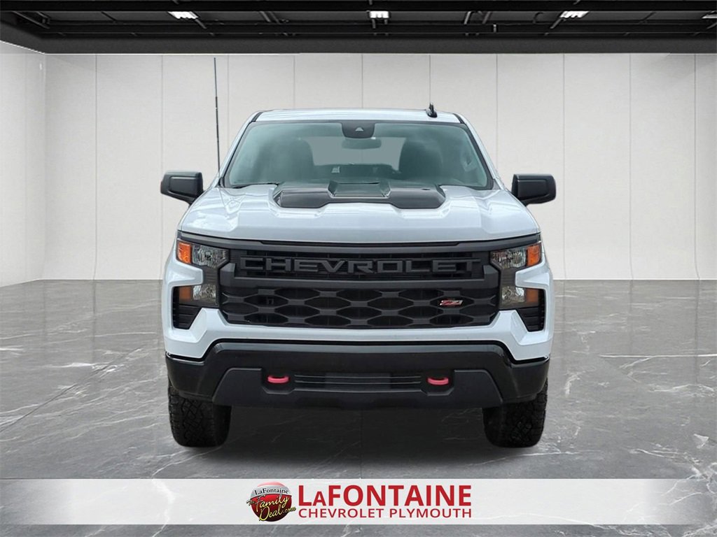 Used 2022 Chevrolet Silverado 1500 Custom Trail Boss w/ LPO, Dark Essentials Package image 3