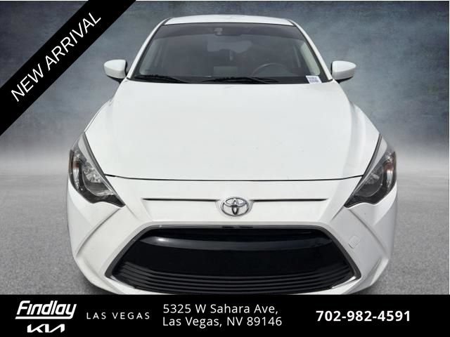 Used 2017 Toyota Yaris iA FWD image 2