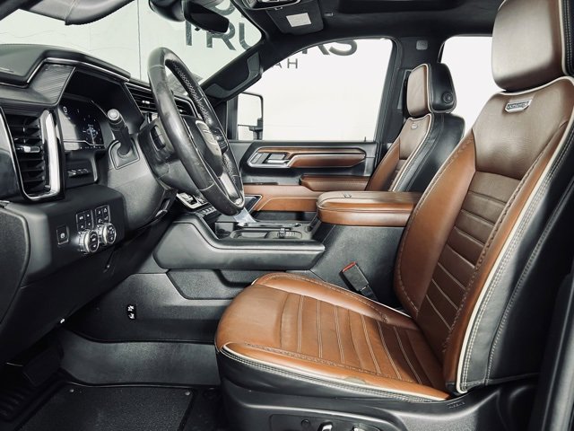 Used 2024 GMC Sierra 3500 Denali Ultimate image 7