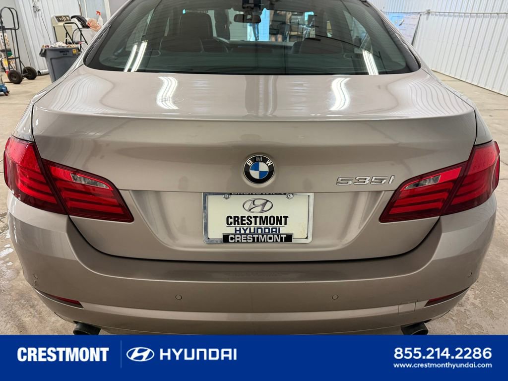 Used 2012 BMW 535i xDrive Sedan image 10