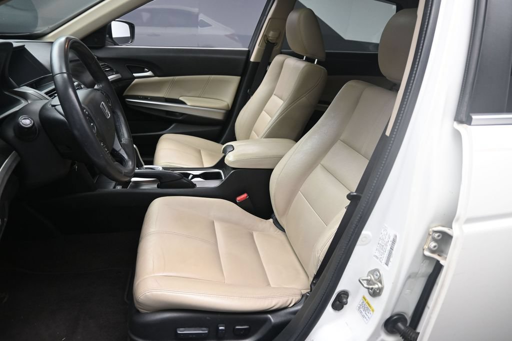 Used 2014 Honda Crosstour EX-L image 17