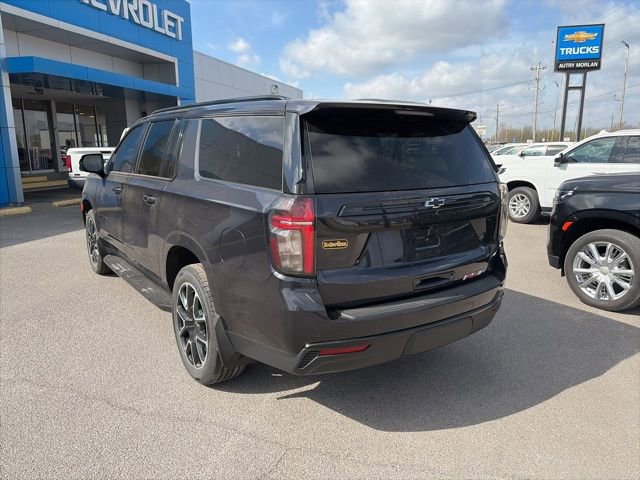 Used 2023 Chevrolet Suburban RST w/ Luxury Package AWD/4WD image 4