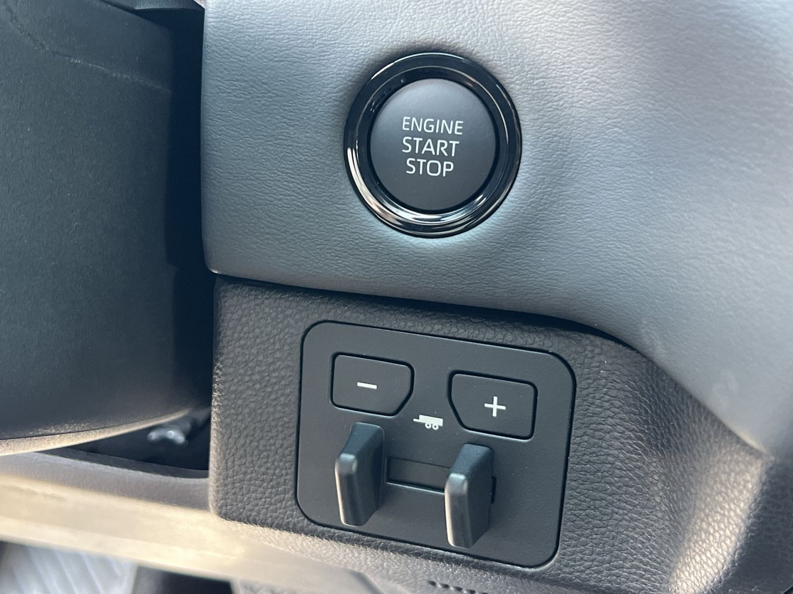 New 2026 Toyota Tundra Platinum AWD/4WD image 27
