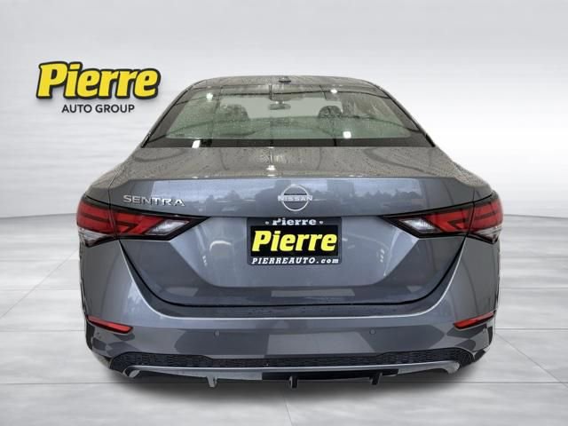 Used 2025 Nissan Sentra SV image 3