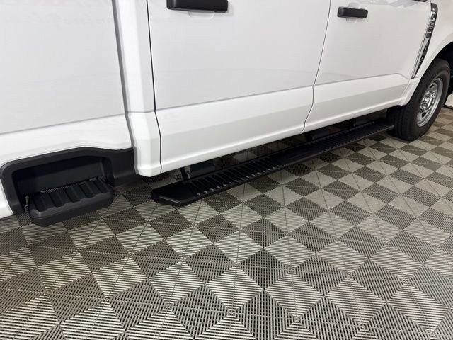 New 2026 Ford F250 XL w/ XL Chrome Package image 26