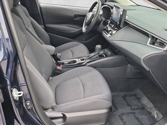 Used 2022 Toyota Corolla LE w/ LE Convenience Package FWD image 19