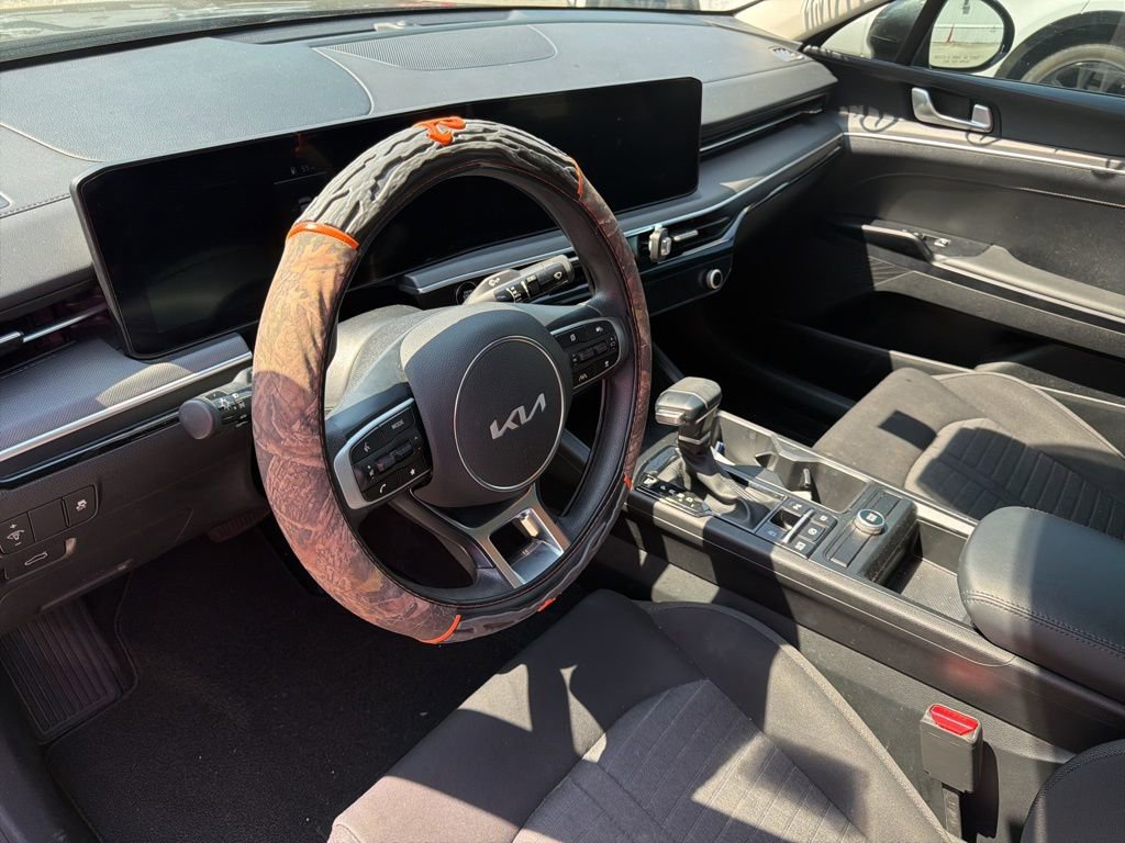 Used 2025 Kia K5 LXS image 9