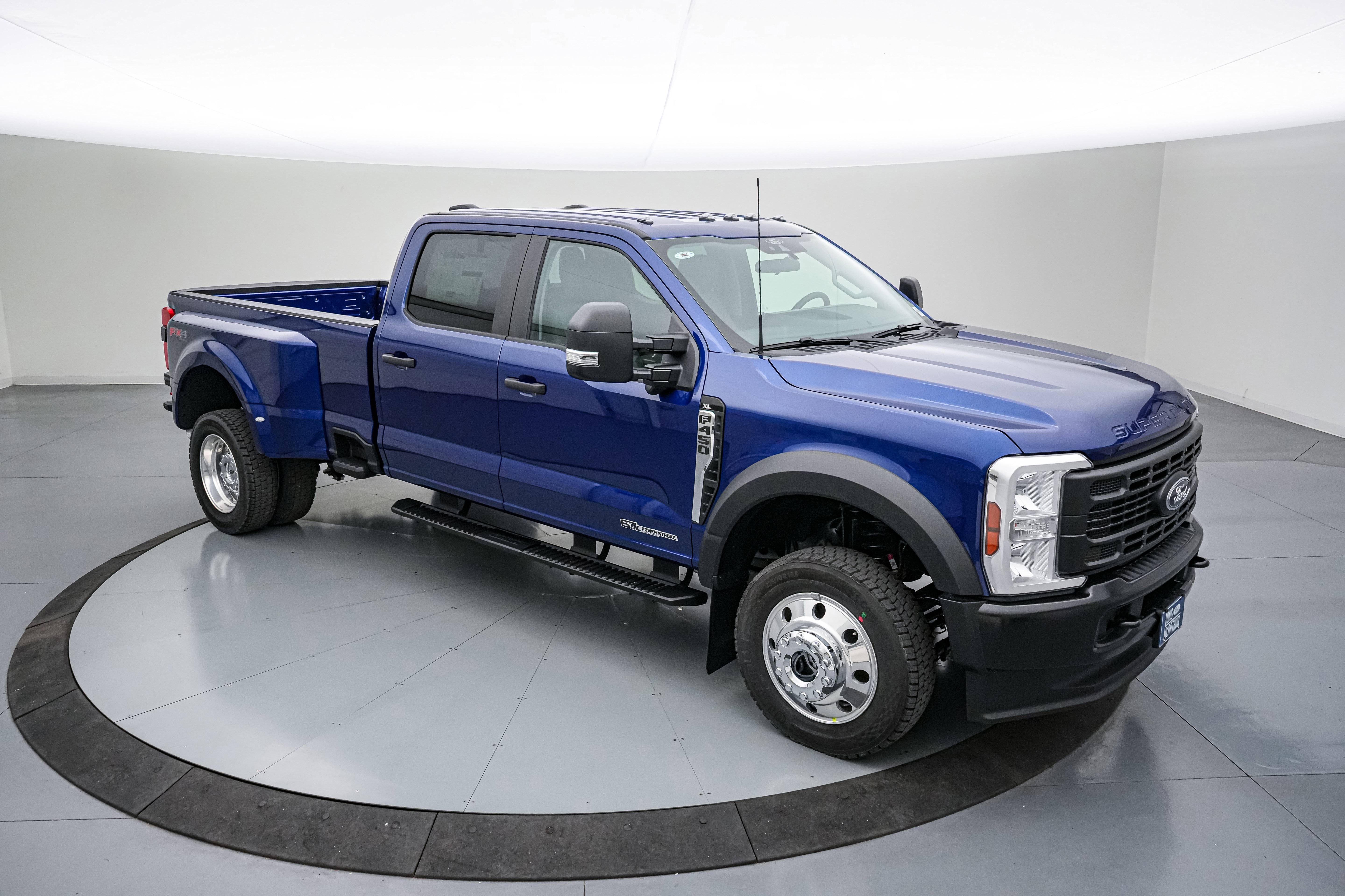 New 2026 Ford F450 XL w/ 360-Degree Camera Package image 2