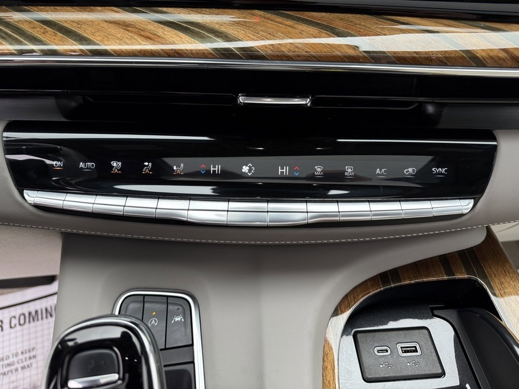 Used 2023 Cadillac Escalade ESV Premium Luxury Platinum w/ LPO, Radiant Package image 77