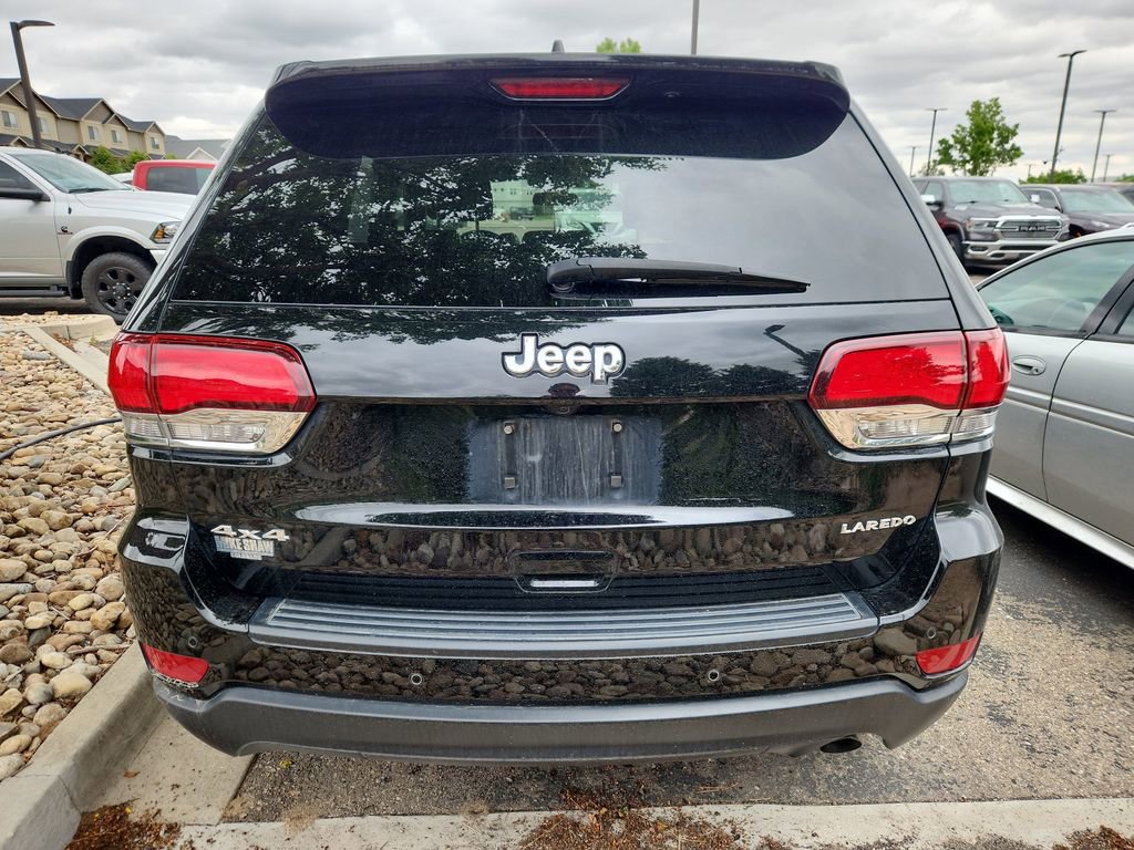 Used 2021 Jeep Grand Cherokee Laredo X AWD/4WD image 4