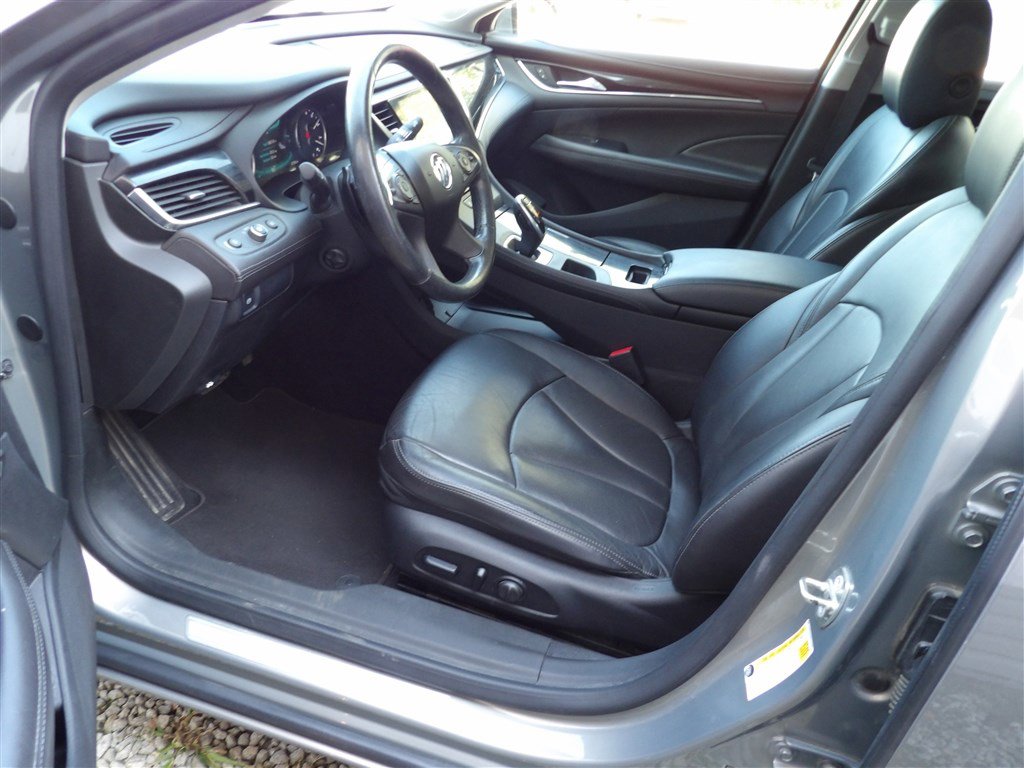 Used 2017 Buick LaCrosse Essence image 13