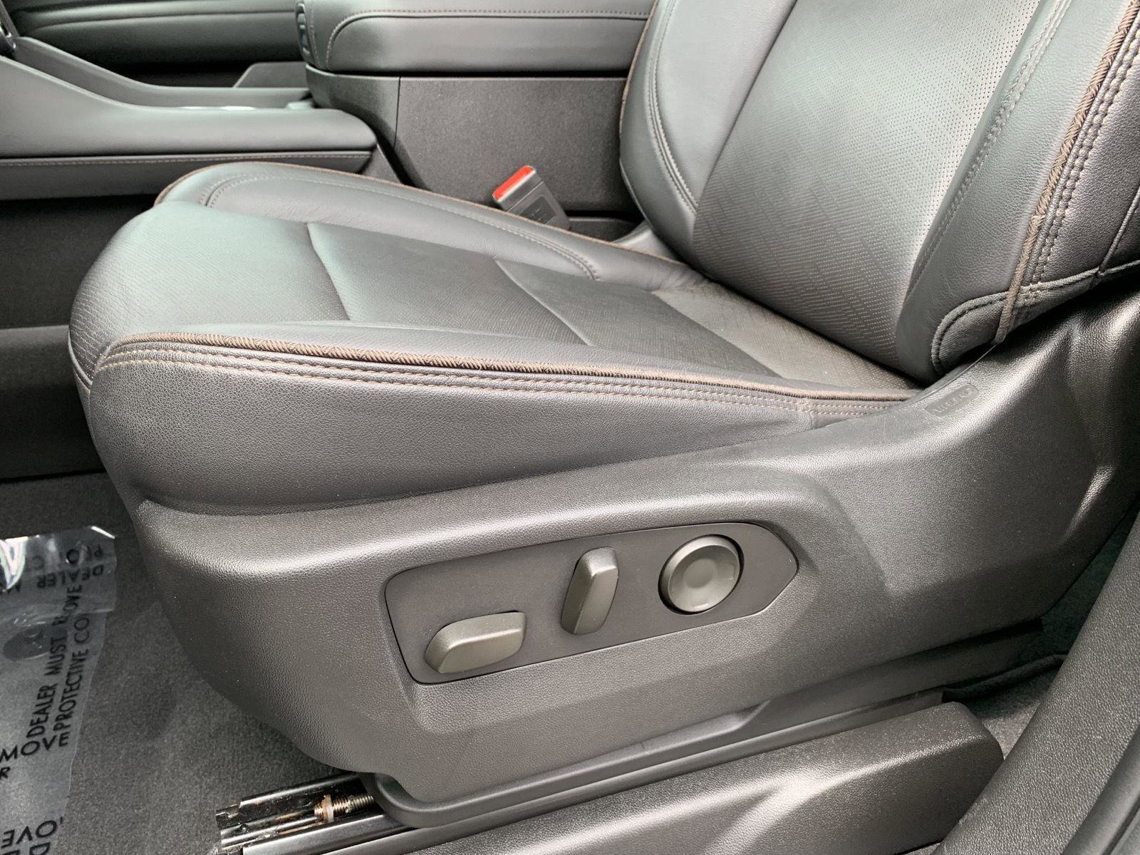 Used 2023 Chevrolet Tahoe High Country image 17