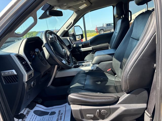 Used 2017 Ford F150 Lariat w/ Equipment Group 502A Luxury AWD/4WD image 8