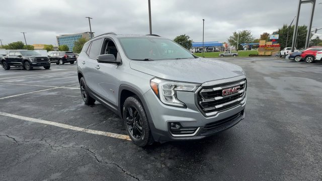 Used 2024 GMC Terrain AT4 w/ Infotainment Package II AWD/4WD image 2